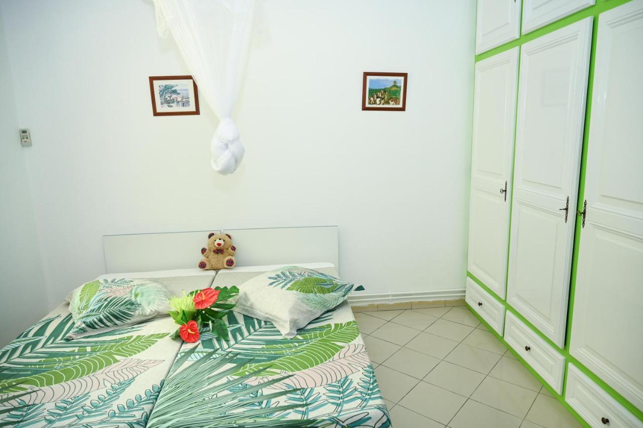 Villa D Ennry Pointe-Noire Zewnętrze zdjęcie